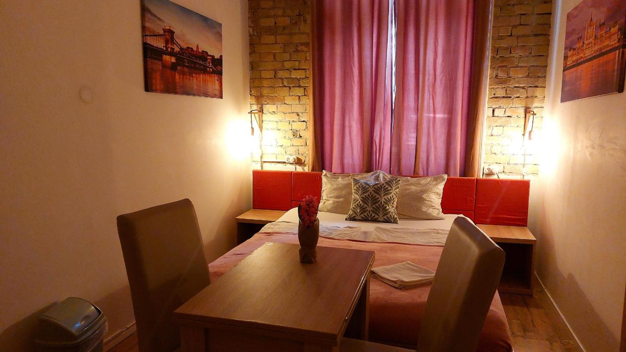 Hostel Goodmo Smart & Suits & Aparts *