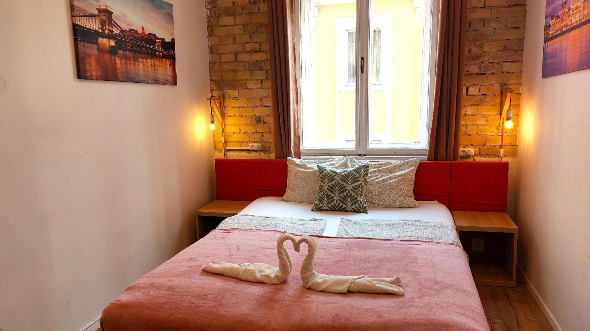 Goodmo Smart & Suits & Aparts Hostel Boedapest
