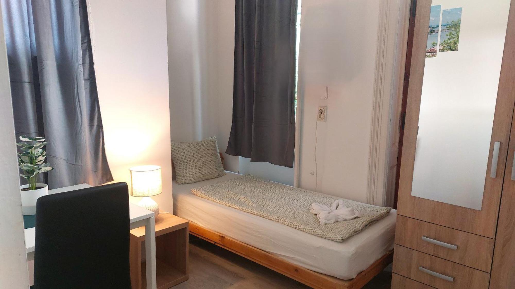 Goodmo Smart & Suits & Aparts Hostel Boedapest